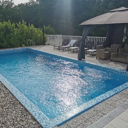 Kuca Za Odmor -fourm Villa