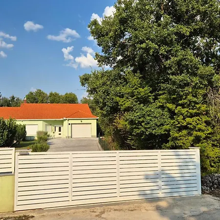 Kuca Za Odmor -fourm Villa Novak
