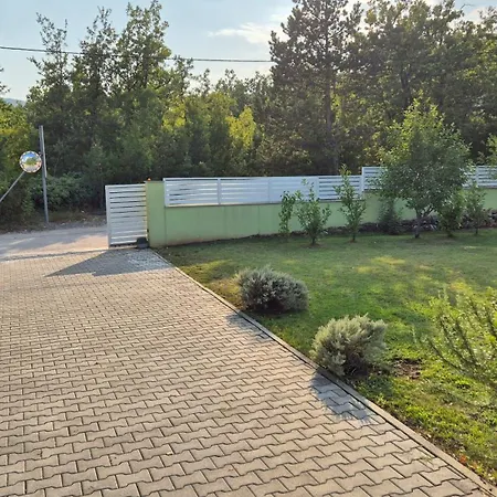 Kuca Za Odmor -fourm Villa